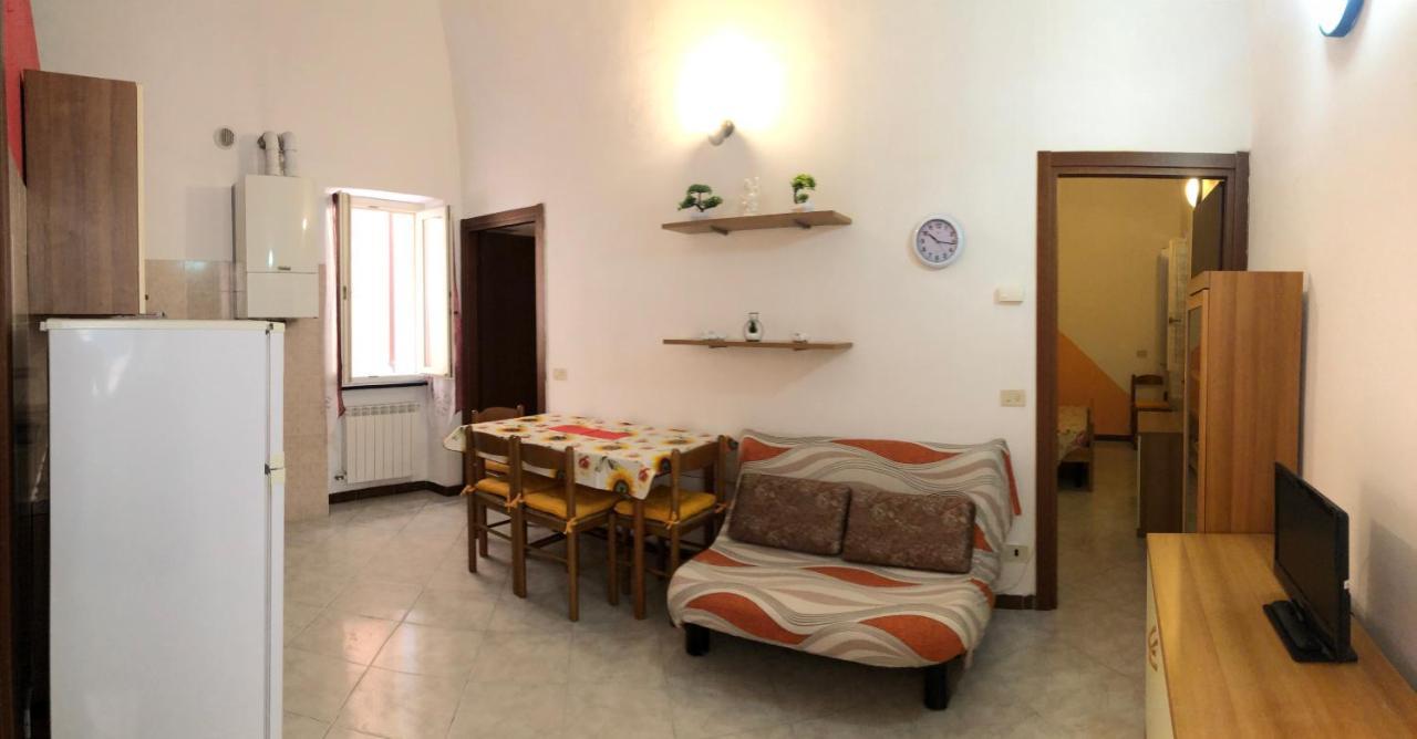 Appartamenti A Due Passi Dal Mare Spotorno Exterior photo